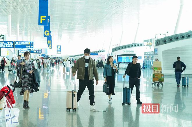 科技引领航空新时代，航班最新动态开启智能出行新纪元
