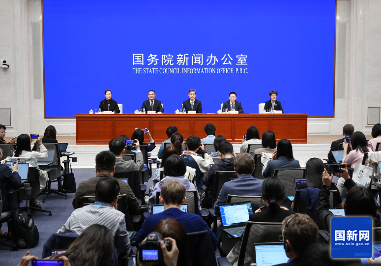 蓝佛安最新消息，自然美景探索之旅的心灵觉醒与洗涤之旅