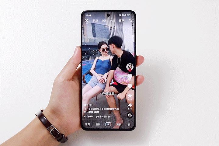 最新款OPPO手机，小巷中的隐藏宝藏，探索科技魅力的未知之旅
