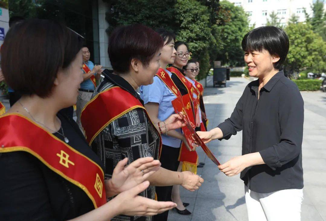 淮北金百合最新动态，温馨日常的趣事分享