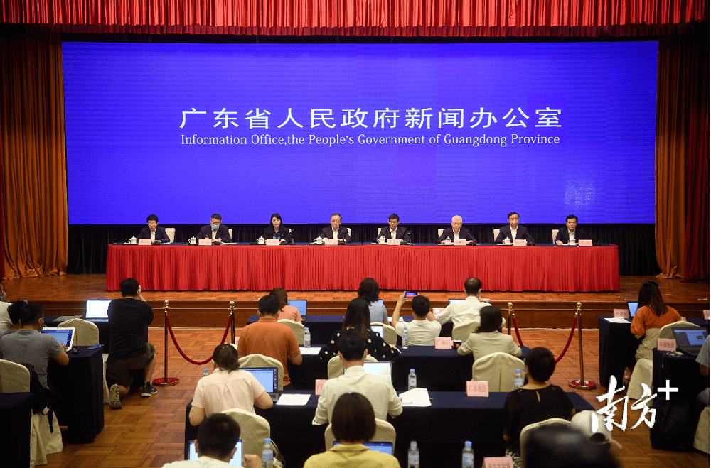 上海最新确诊疫情，城市反应与应对策略
