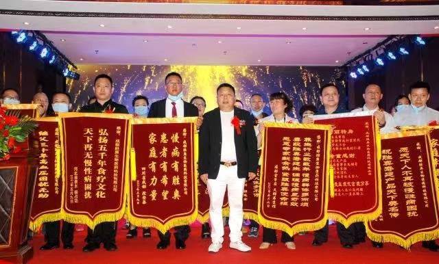 何善锦科技新品亮相，体验未来生活新篇章