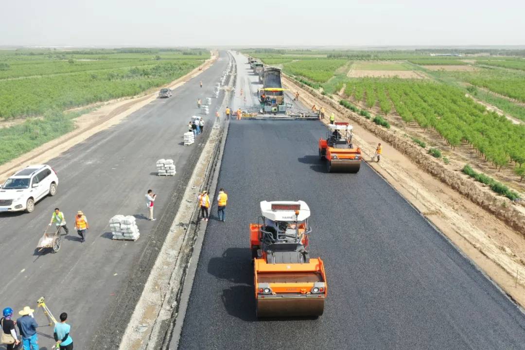 隆硕高速公路最新动态,隆硕高速公路最新动态，科技引领未来，隆硕高速重塑交通新篇章
