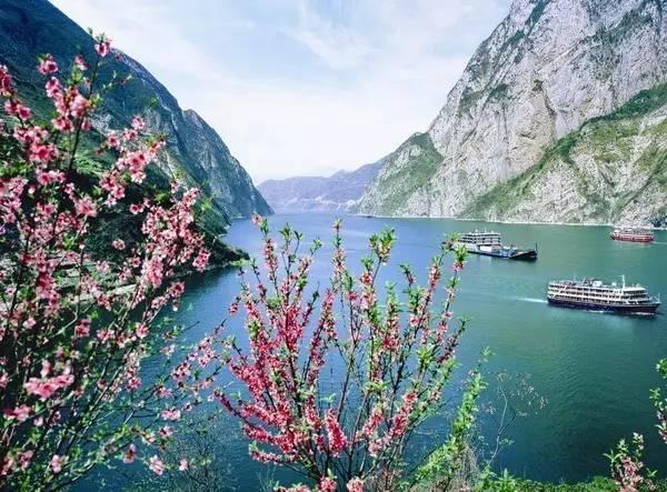 春和集团最新消息,春和集团最新消息，一场探索自然美景的旅行邀请，让我们远离尘嚣，发现内心的平静