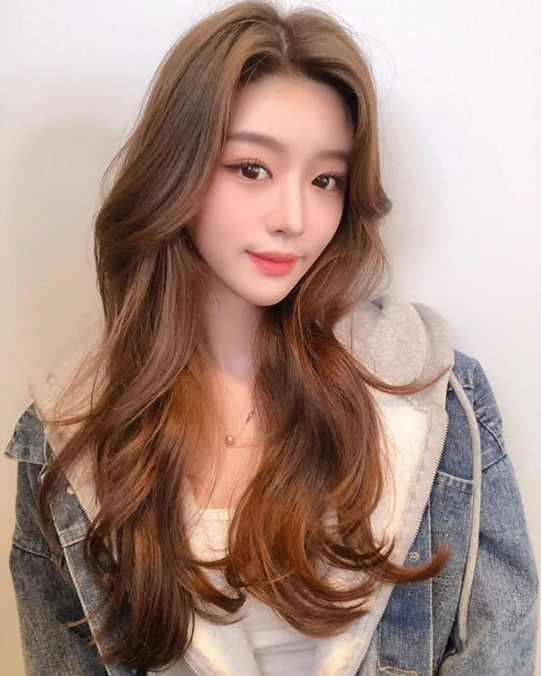 2020年最新时尚潮流发型图片女，多元解读下的发型魅力