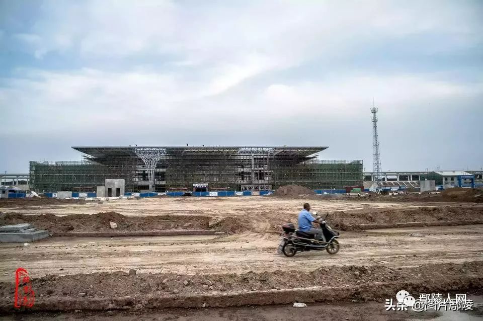 鄢陵高铁最新动态，启程心灵宁静的绿色之旅
