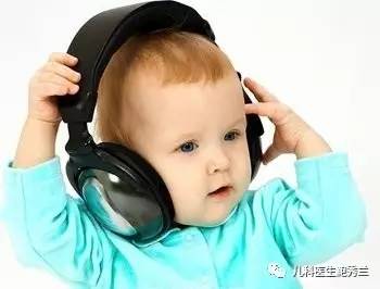 儿童语言发展视角下的咘咘说话最新视频观察与解读