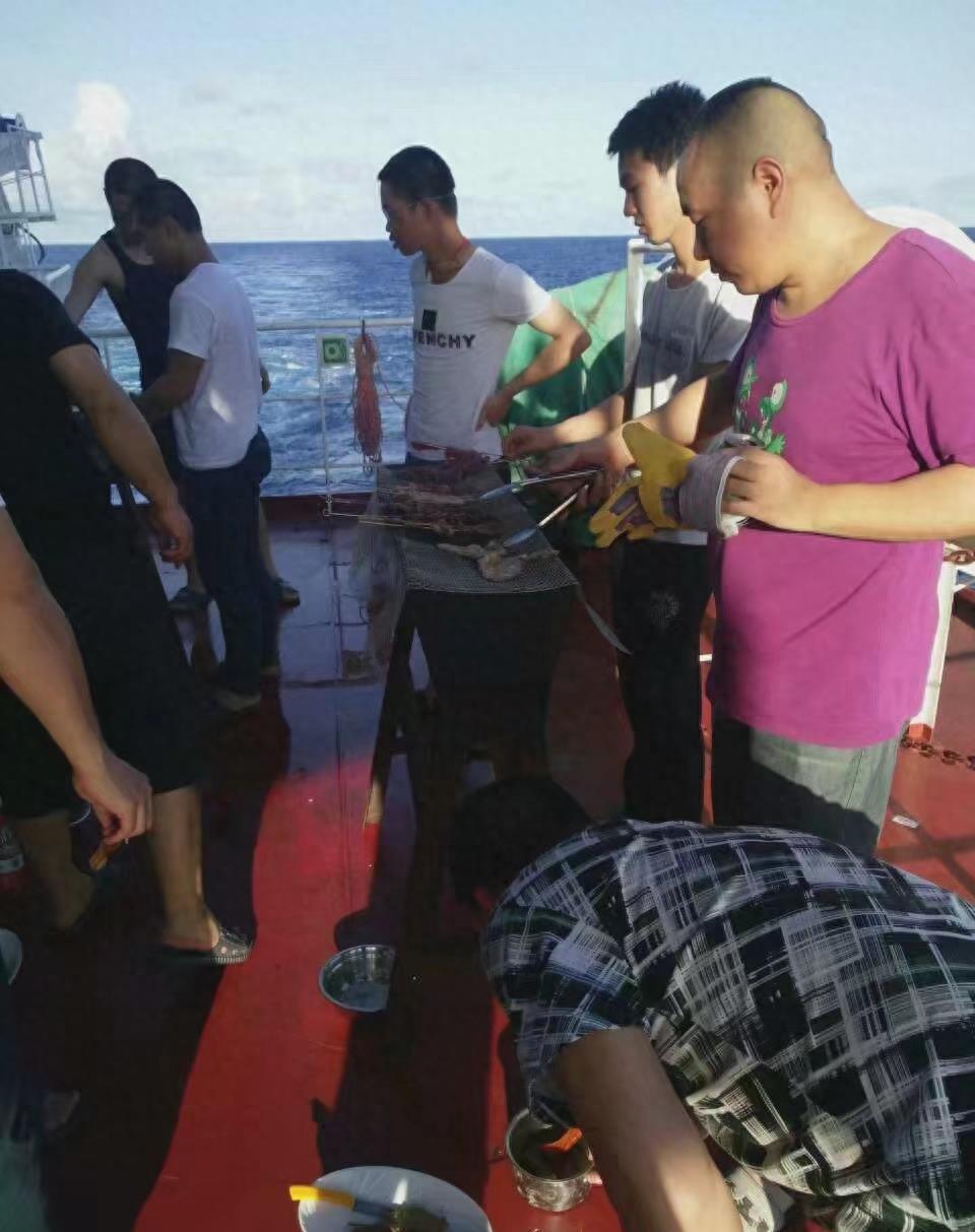 最新渔船船员工资探讨与概述